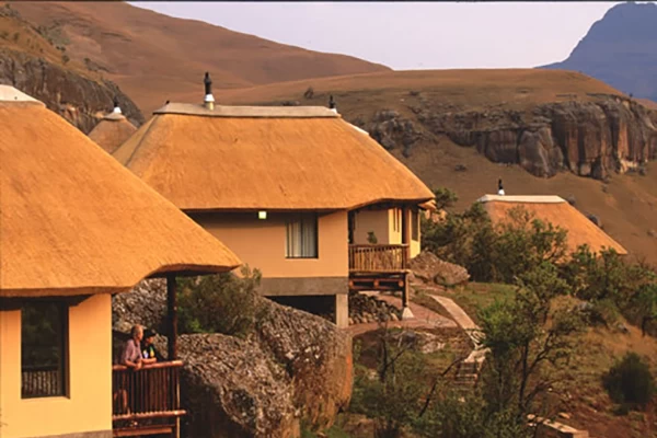 Thatched four-bed mountain-view chalet surrounded by scenic highlands at Giant’s Castle Camp